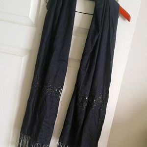 10/$15 Jones New York Scarf/Wrap Black Good Used
